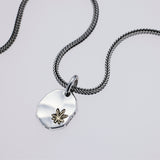 Hammered Texture Plate Pendant : Leaf-ZOCALO.JAPAN