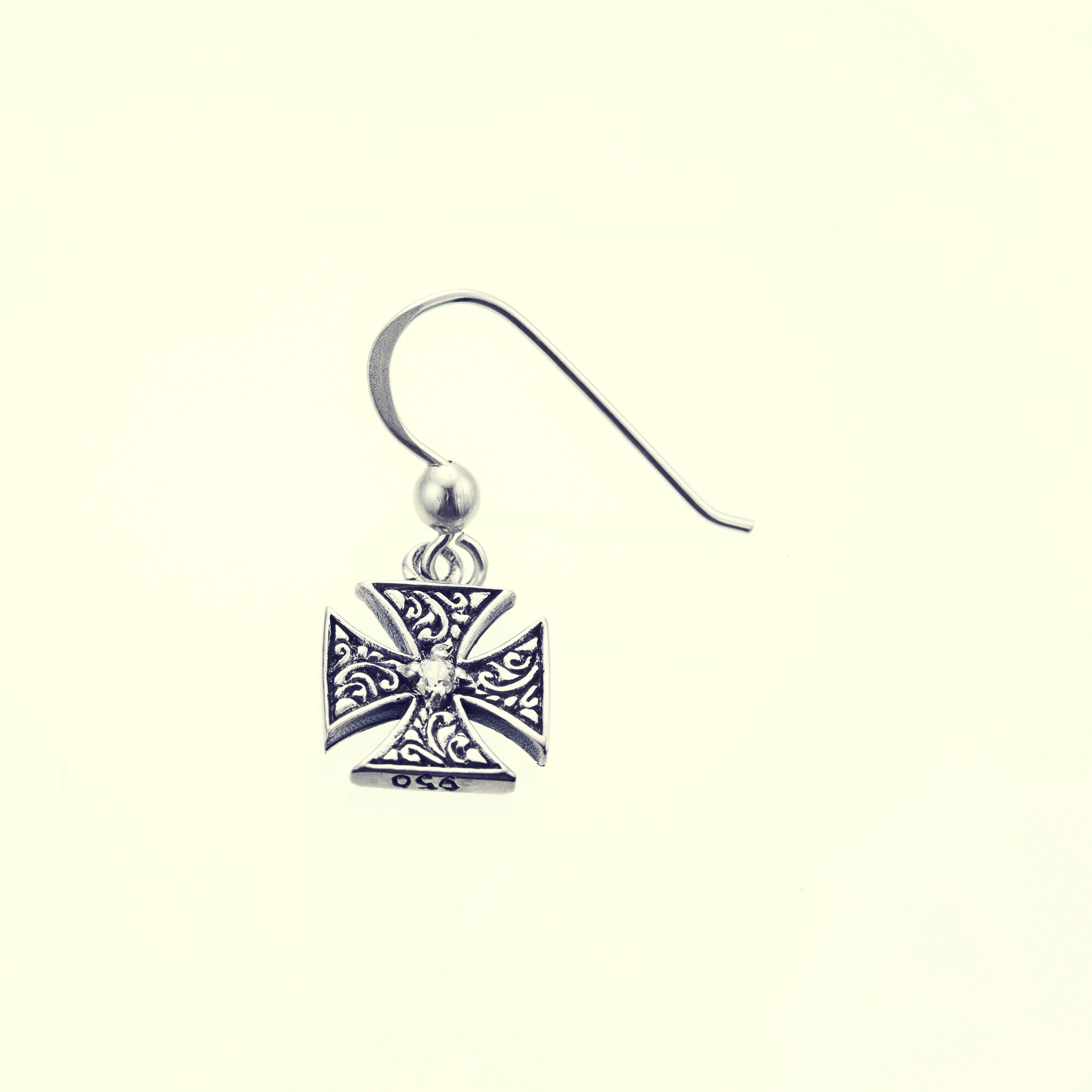 Malta Cross Hook Earring : (White CZ)｜マルタクロス・フック