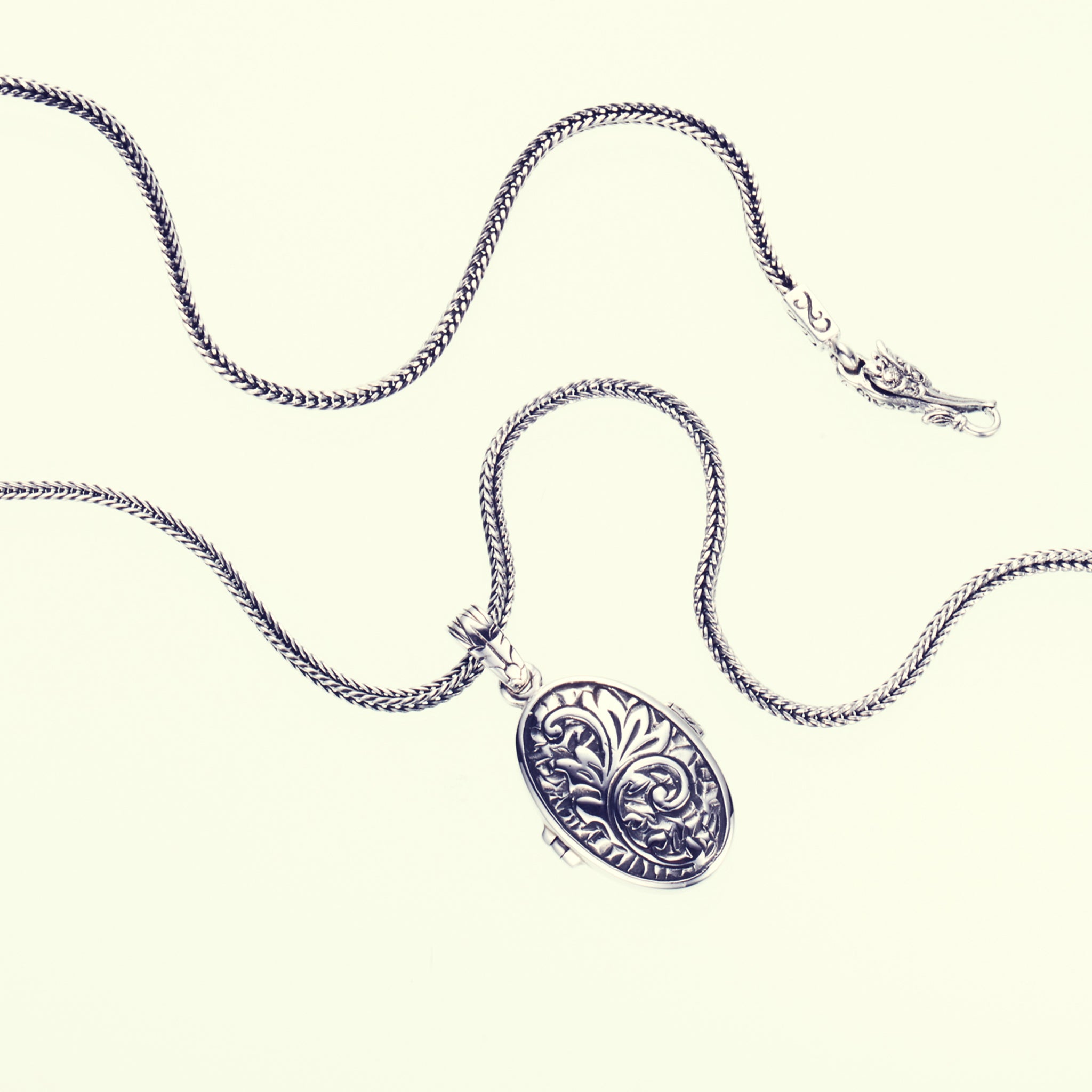 ZOCALO ソカロ｜Ivy Locket Pendant : Necklace Chain Set