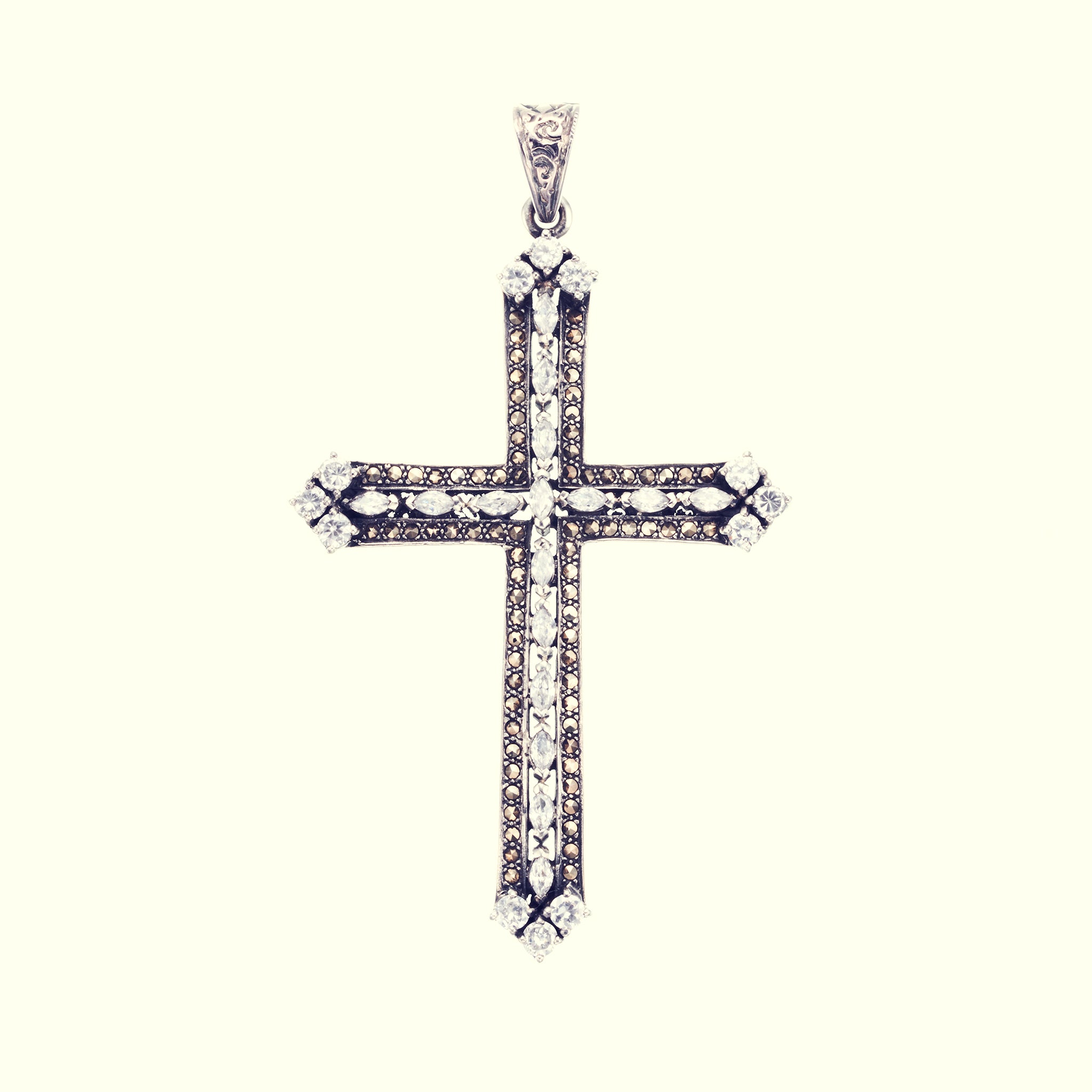 Marcasite Cross Pendant : M (White CZ)｜マーカサイトクロス