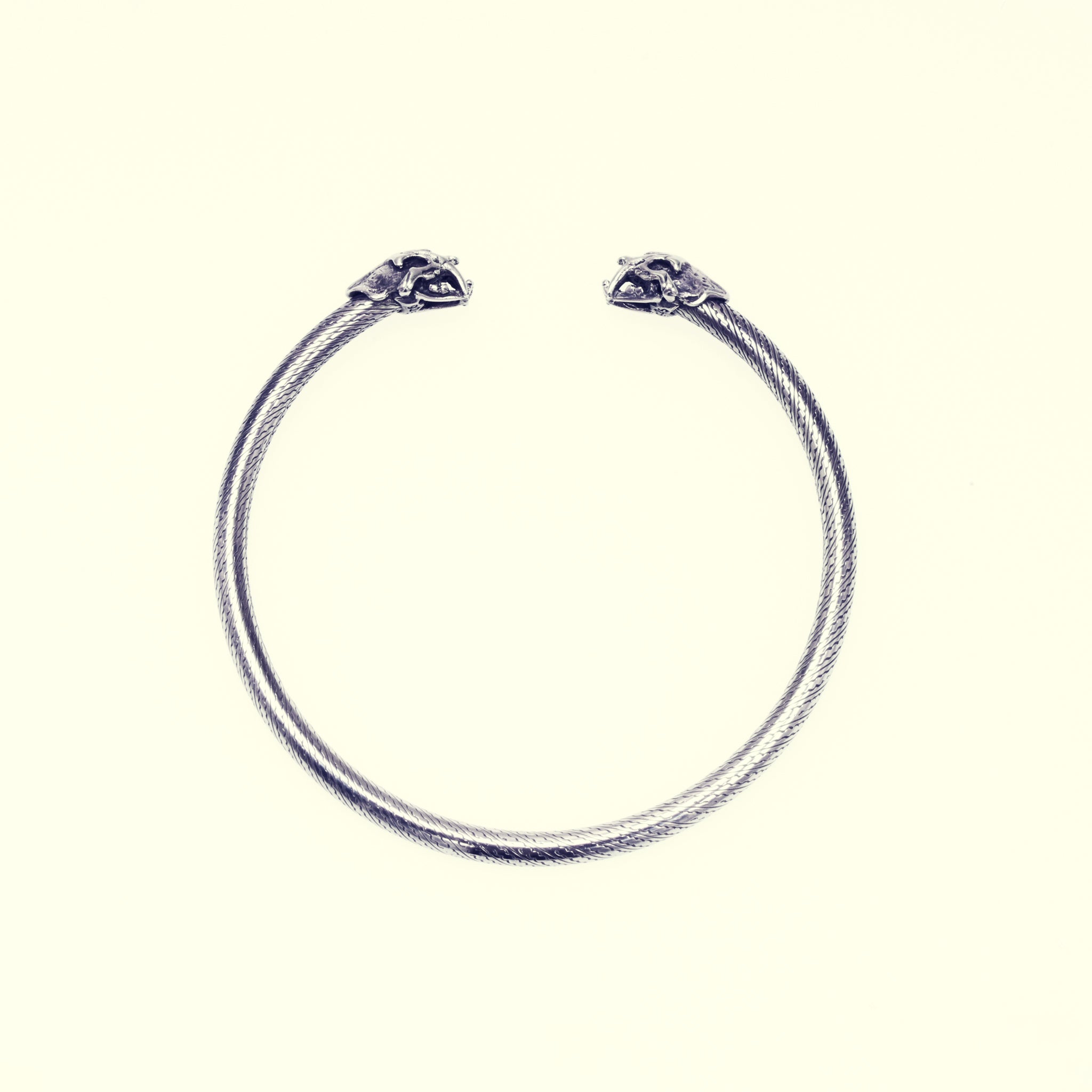 Saber Toothed Tiger Twist Bangle (L)｜サーベルタイガー