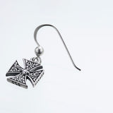 Malta Cross Hook Stud : (White CZ)-ZOCALO.JAPAN