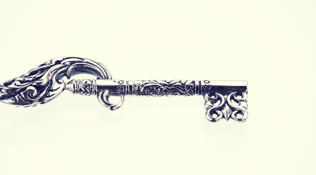 チベット密教の法具《チベタン・モンク・スカル》 – ZOCALO JAPAN