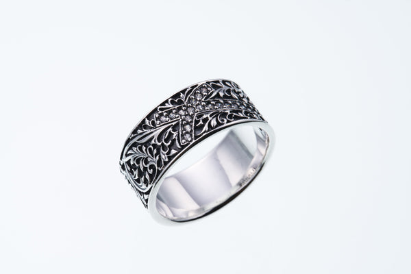 ZOCALO : IVY CROSS RING