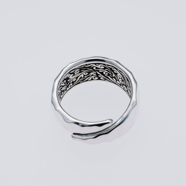 Hammered Texture Ring : Leaf-ZOCALO.JAPAN