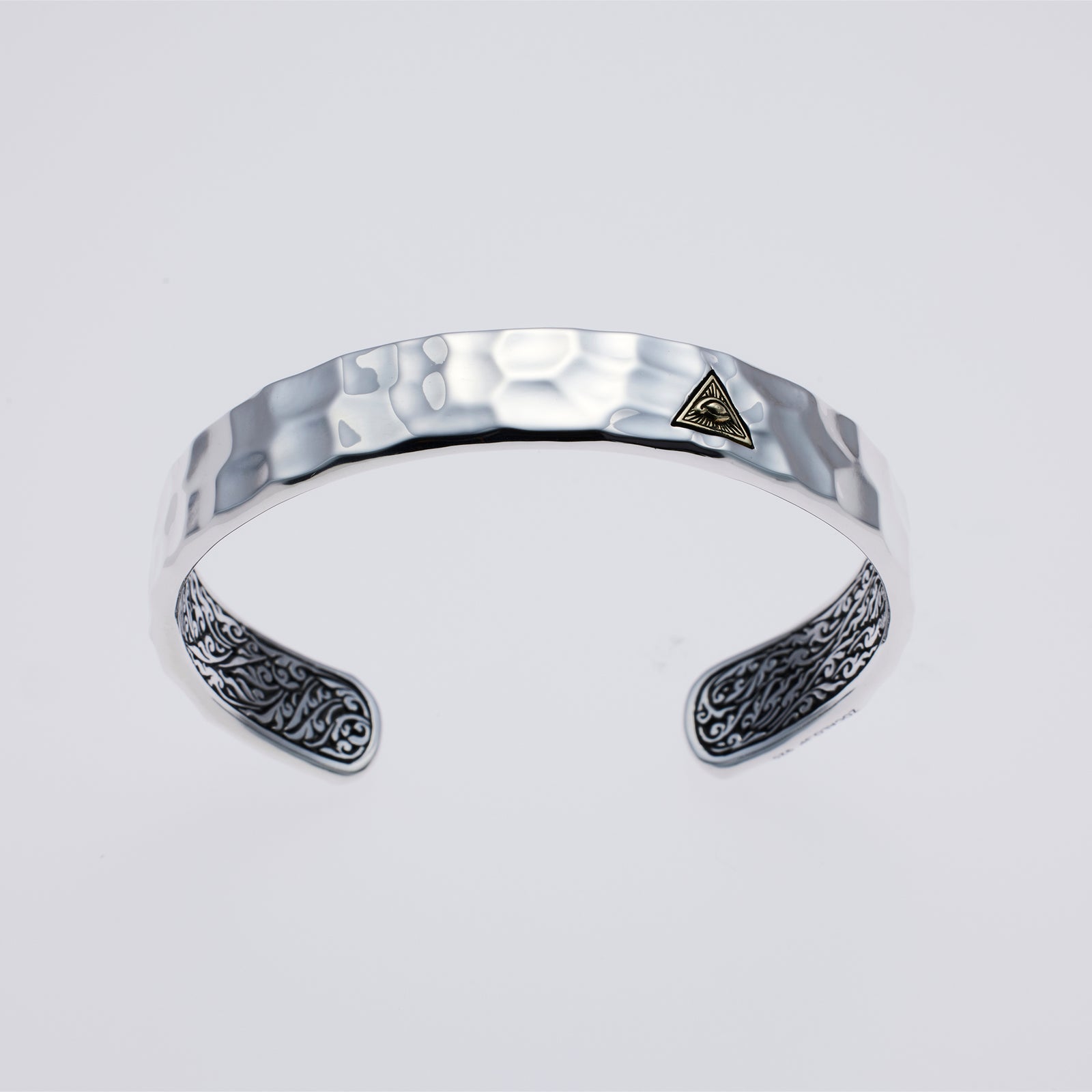 Hammered Texture Bangle : Eye of Providence – ZOCALO JAPAN