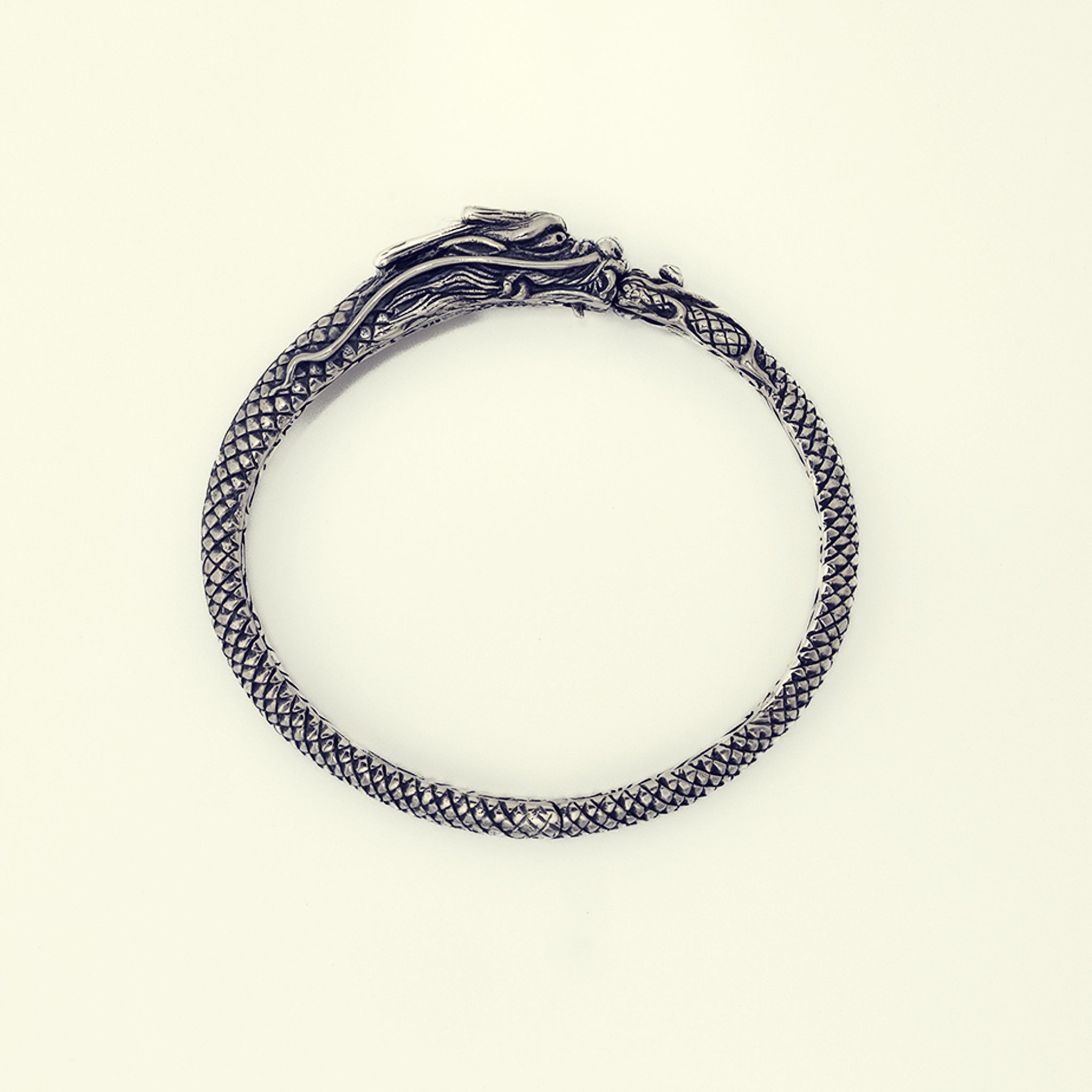 人気商品の中古品・新品・未使用品 レザー：Leather SITE WEB OFFICIAL JAPAN ZOCALO – アクセサリー