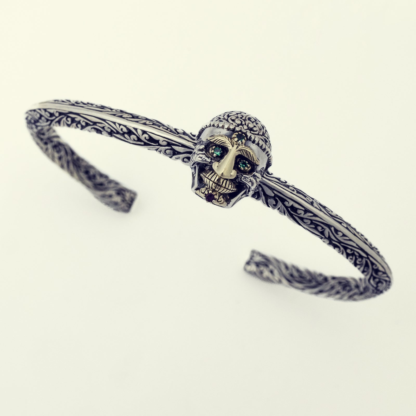 Tibetan Monk Skull Bangle (S) – ZOCALO JAPAN OFFICIAL WEB SITE