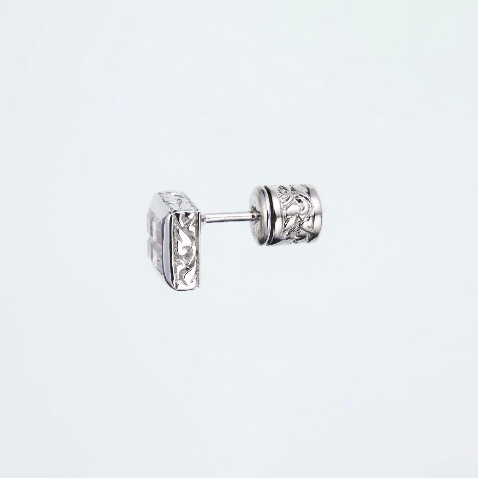 信頼への信頼 Square Ivy Jeweled Stud CZ)｜ジュエルド・アイビー (White M : アイ
