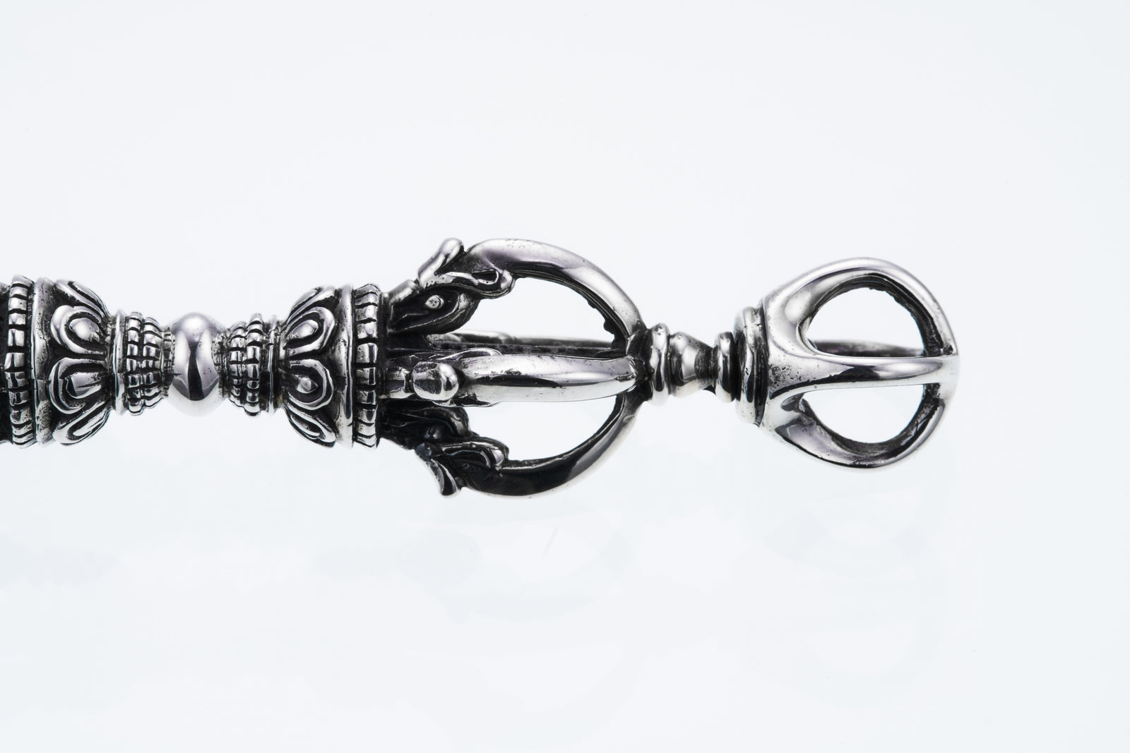 ソカロナロウドーチェペンダントトップ Narrow Dorje｜ナロウ・ドージェ・ペンダントトップ｜ – ZOCALO