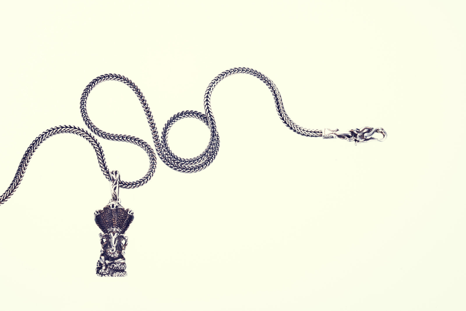 Ganesh with 3-Head Cobra｜ガネーシャ・3ヘッド・コブラ