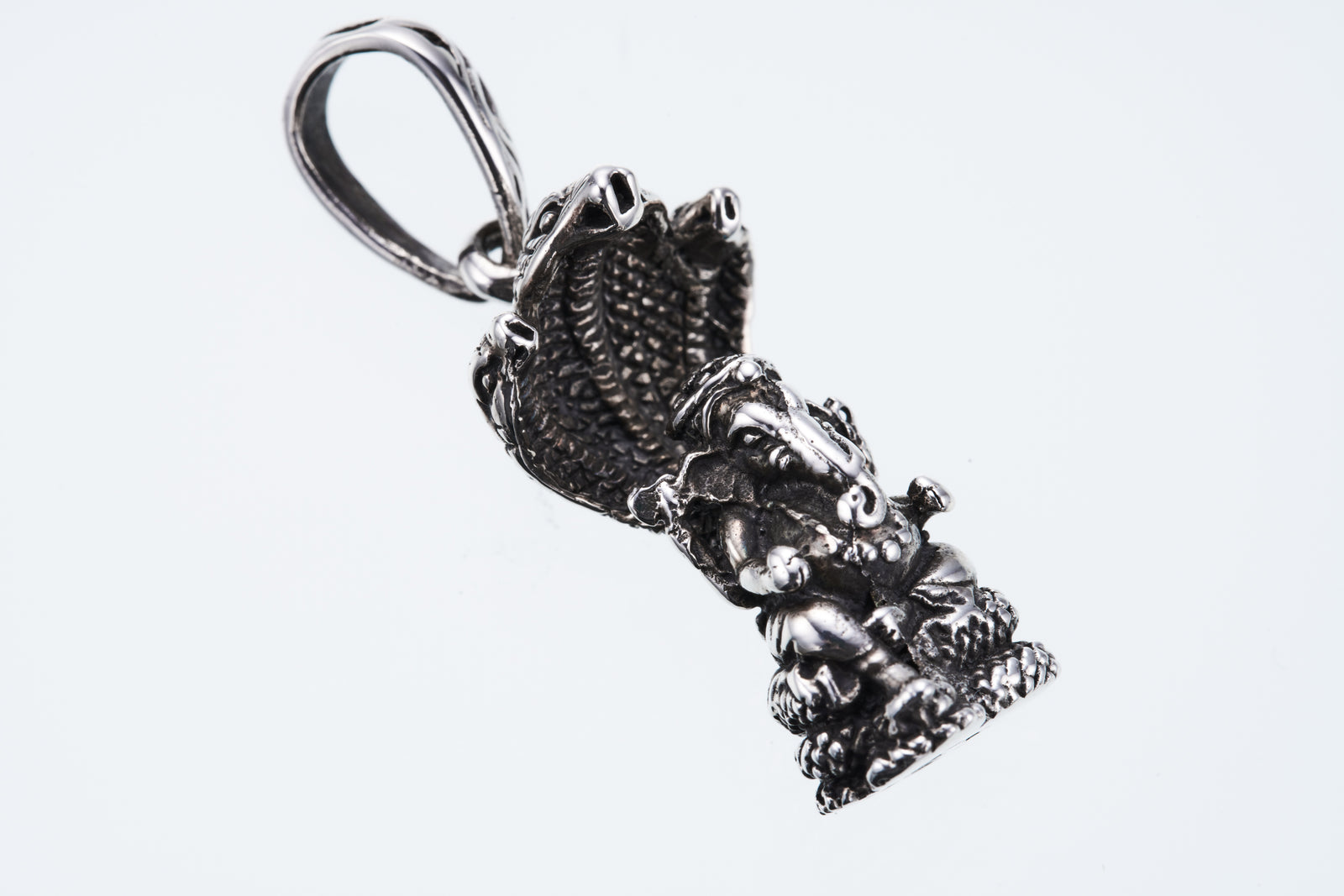 Ganesh with 3-Head Cobra｜ガネーシャ・3ヘッド・コブラ
