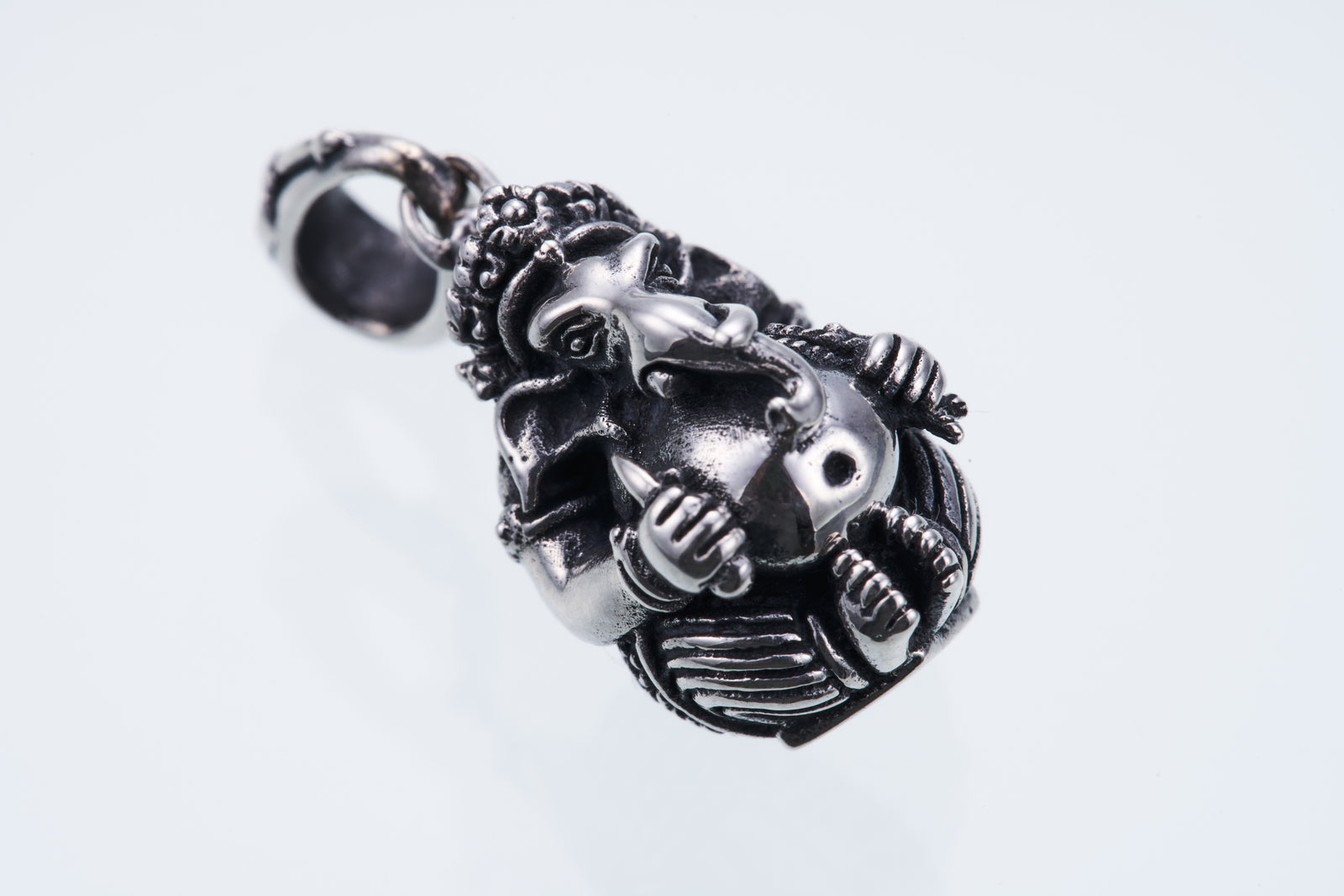 Round Ganesh Pendant : ラウンド・ガネーシャ・ペンダントトップ by ZOCALO（ソカロ ） – ZOCALO JAPAN  OFFICIAL WEB SITE