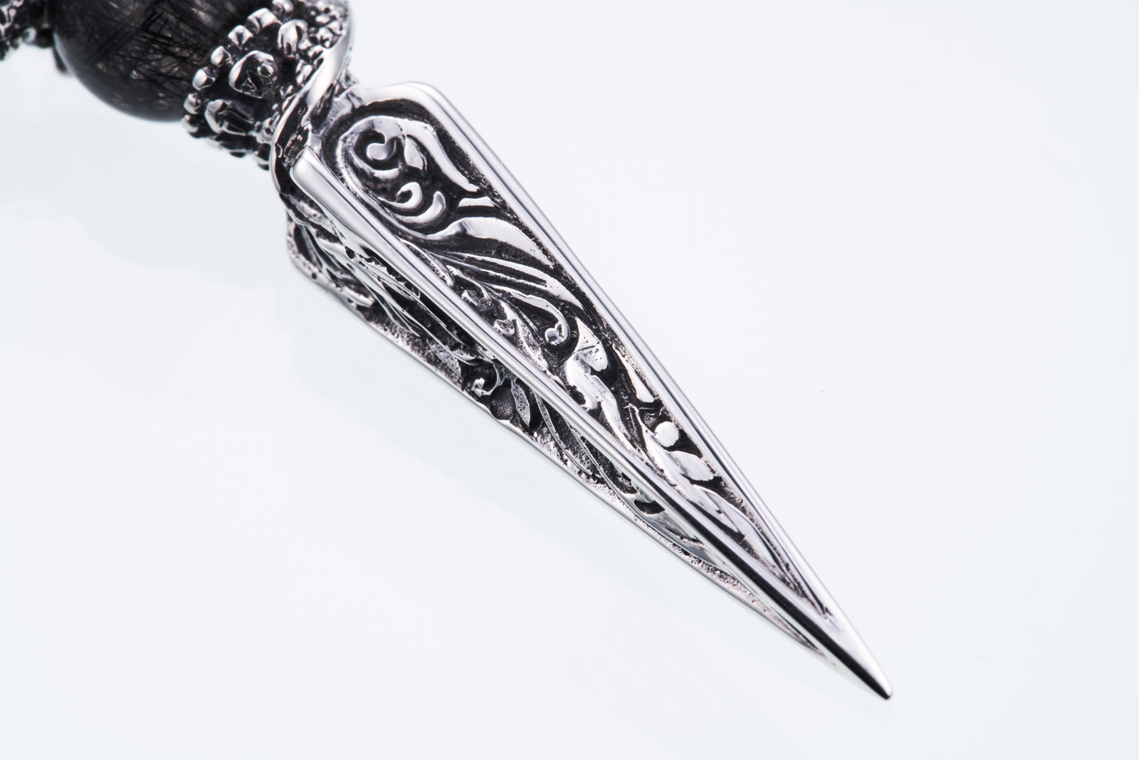 ZOCALO ソカロ 龍 ドラゴン ブラックルチルクオーツ ペンダントトップ Dragon Dagger : (Black Rutilated Quartz)｜ドラゴン・ダガー
