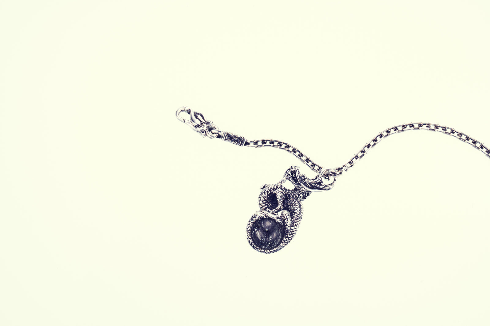 Power Stone Dragon : (Black Rutilated Quartz)｜バーワストーン