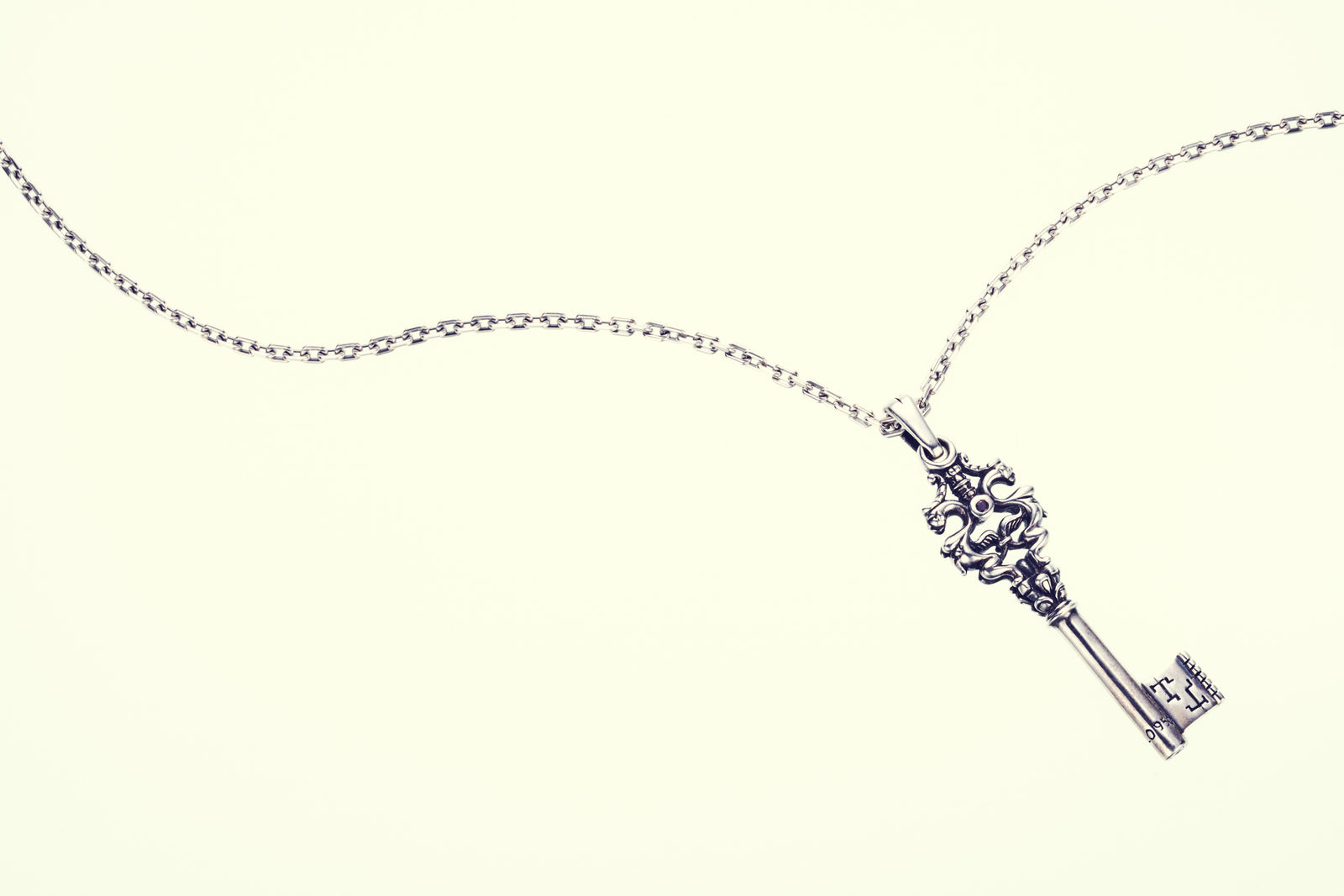 Antique Key : Type1 (Garnet & Sapphire)|アンティーク・キー Antique Key : Type1 (Garnet & Sapphire)|アンティーク・キー