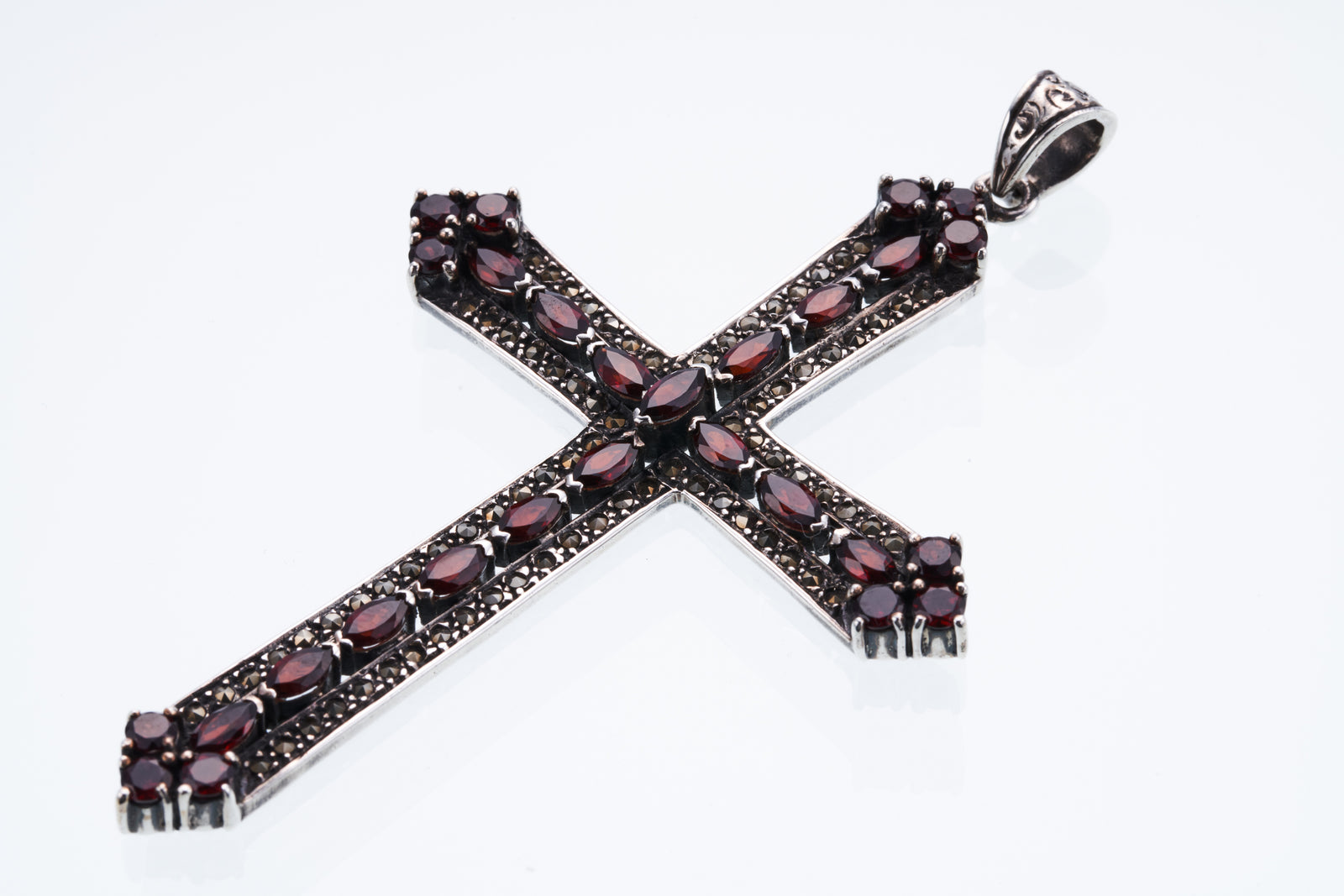 Marcasite Cross Pendant : L (Garnet)｜マーカサイトクロス