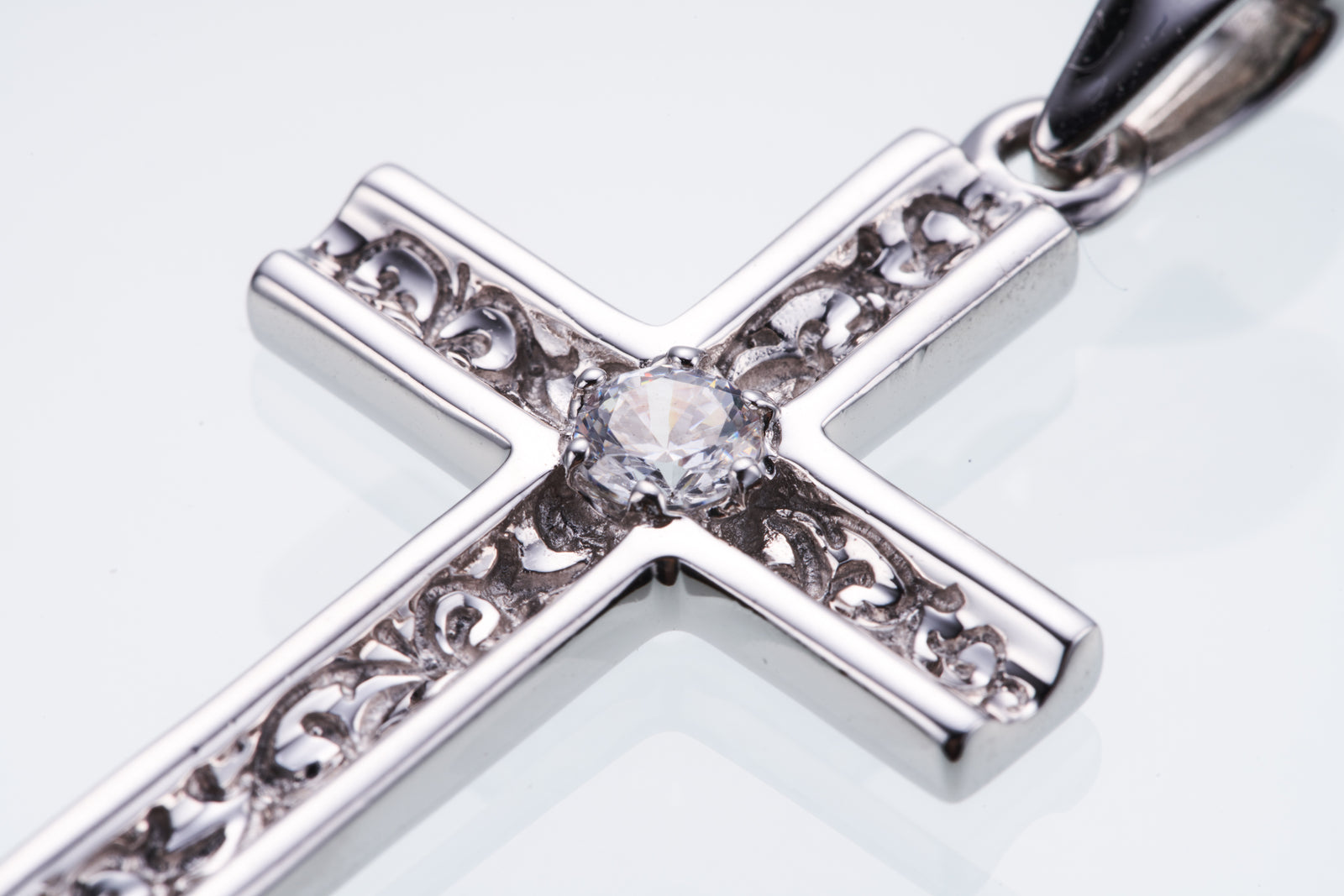 Trench Cross Pendant : L (White Finish| Trench Cross Pendant
