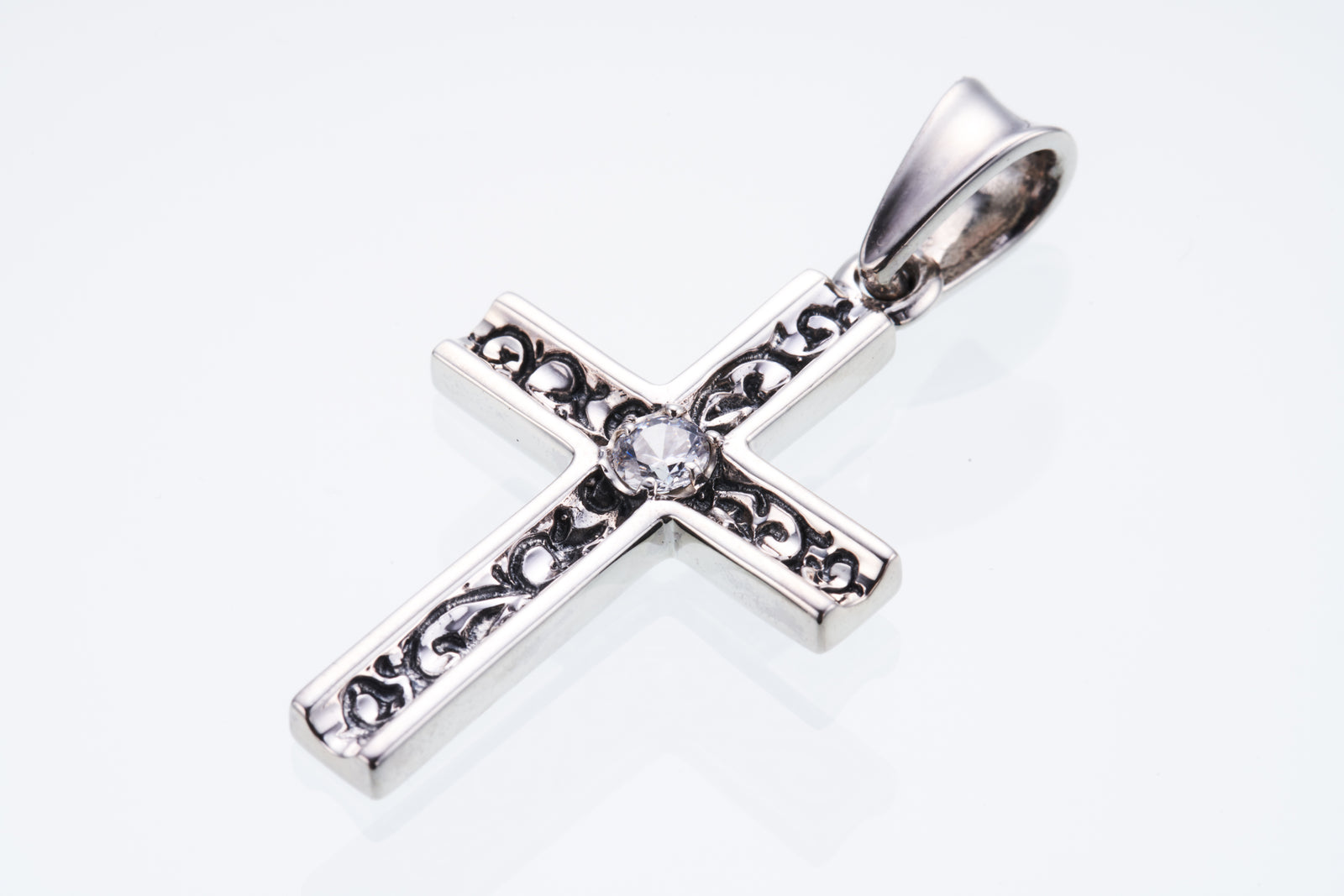 zocalo ペンダントトップCROSS ON CROSS シルバー　美品 Cross on Cross Pendant : S (White CZ) |クロス・オン・クロス