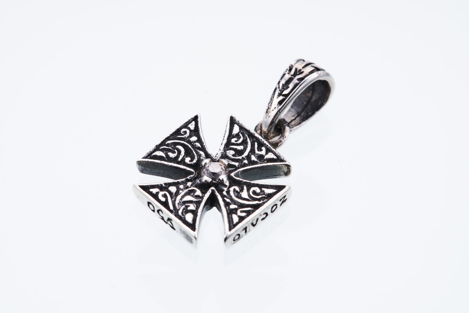 マルタページ Malta Cross Charm : (White CZ)｜マルタクロス・チャーム