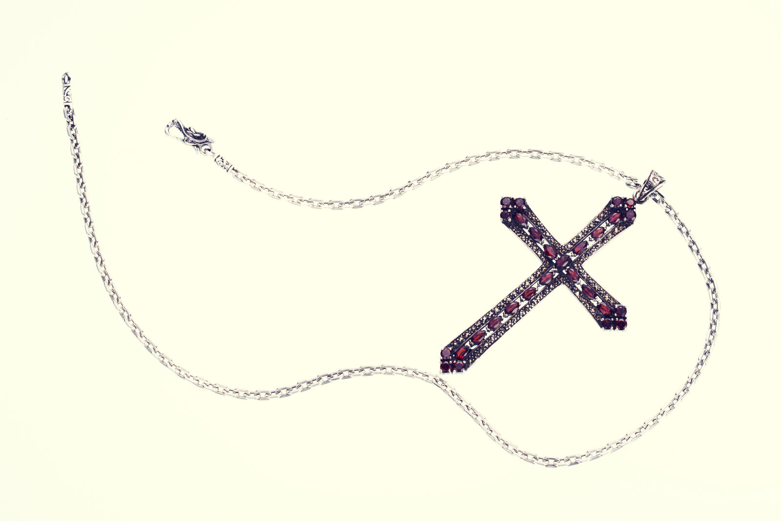 Marcasite Cross Pendant : L (Garnet)｜マーカサイトクロス 
