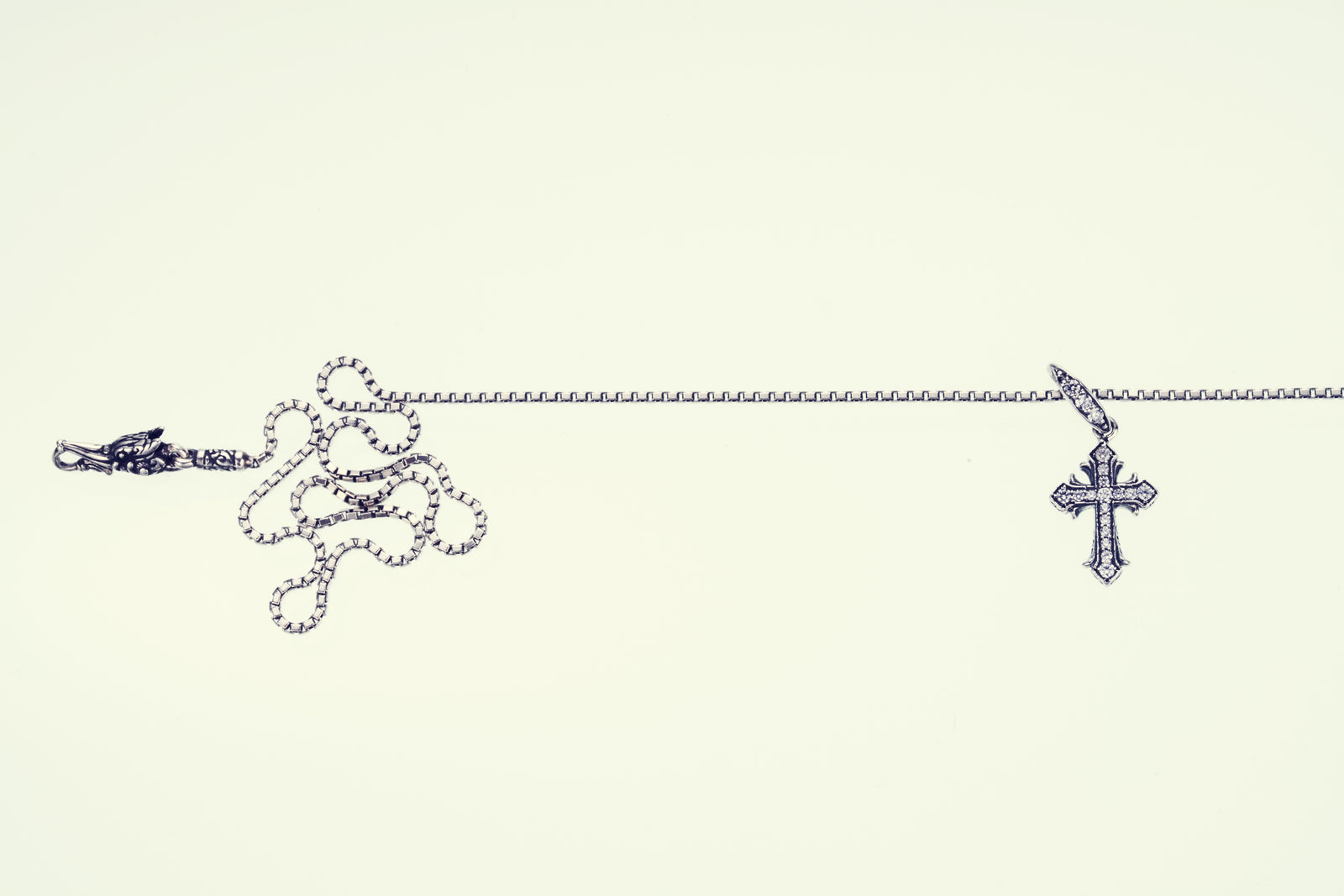 ZOCALO （ソカロ） エッジ・リリー チャーム ペンダント ホワイトCZ✨ Edged Lily Charm : (White CZ)｜エッジ・リリー・チャーム
