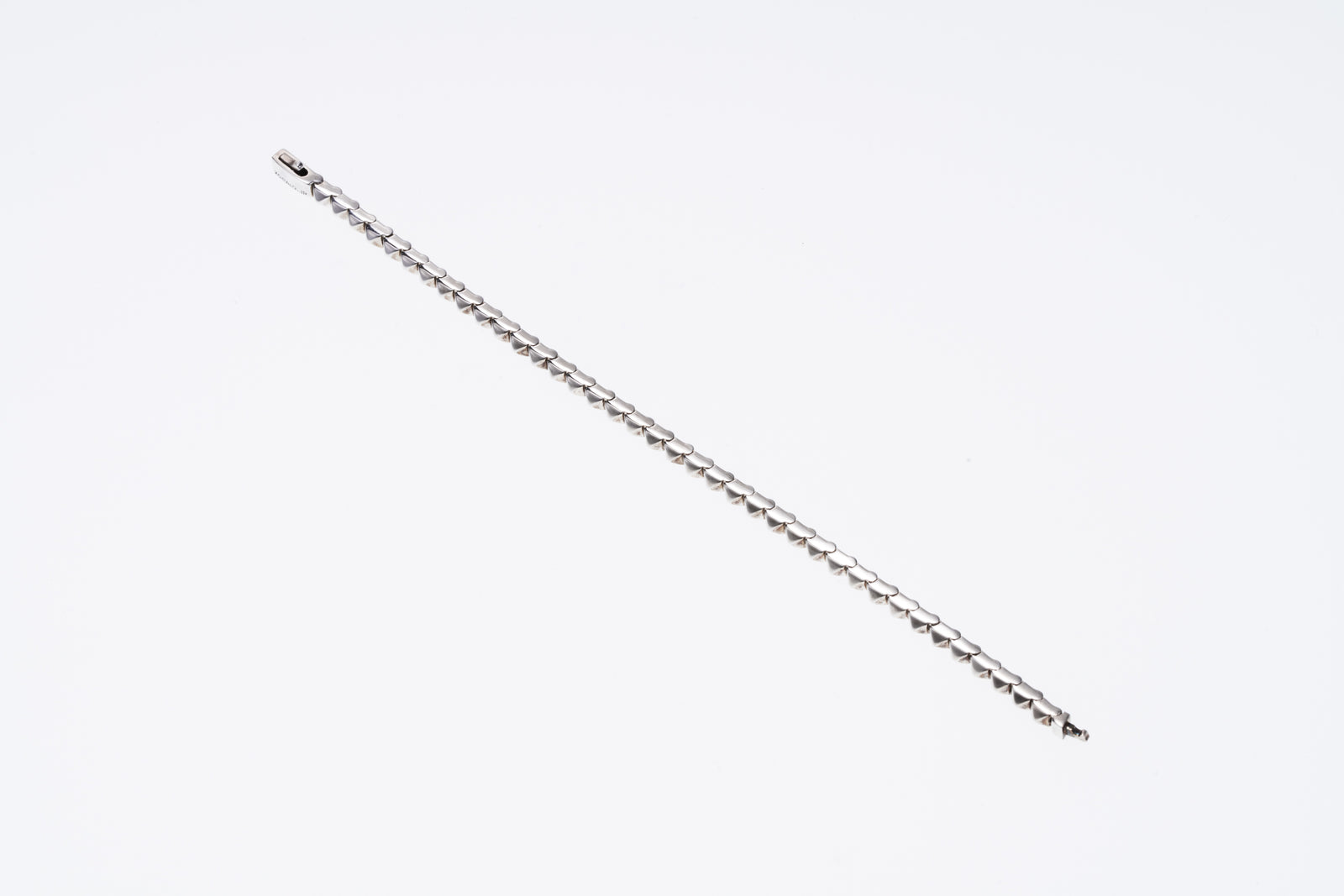 Tiny Pyramid Studs Bracelet : Shiny / S (16.5cm) | Bracelet