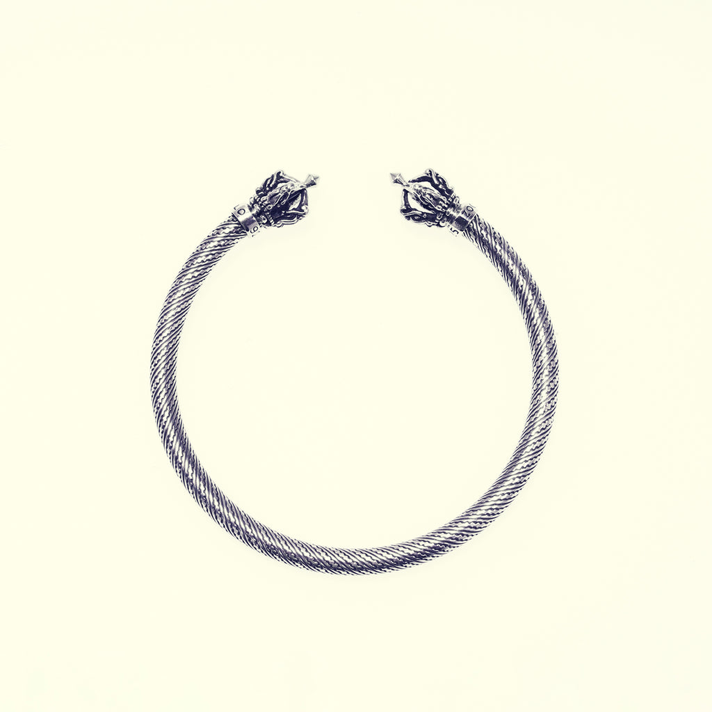 ソカロ　ドージェ　ツイスト　バングル Dorje Twist Bangle : (S)｜ドージェ・ツイスト・バングル : (S
