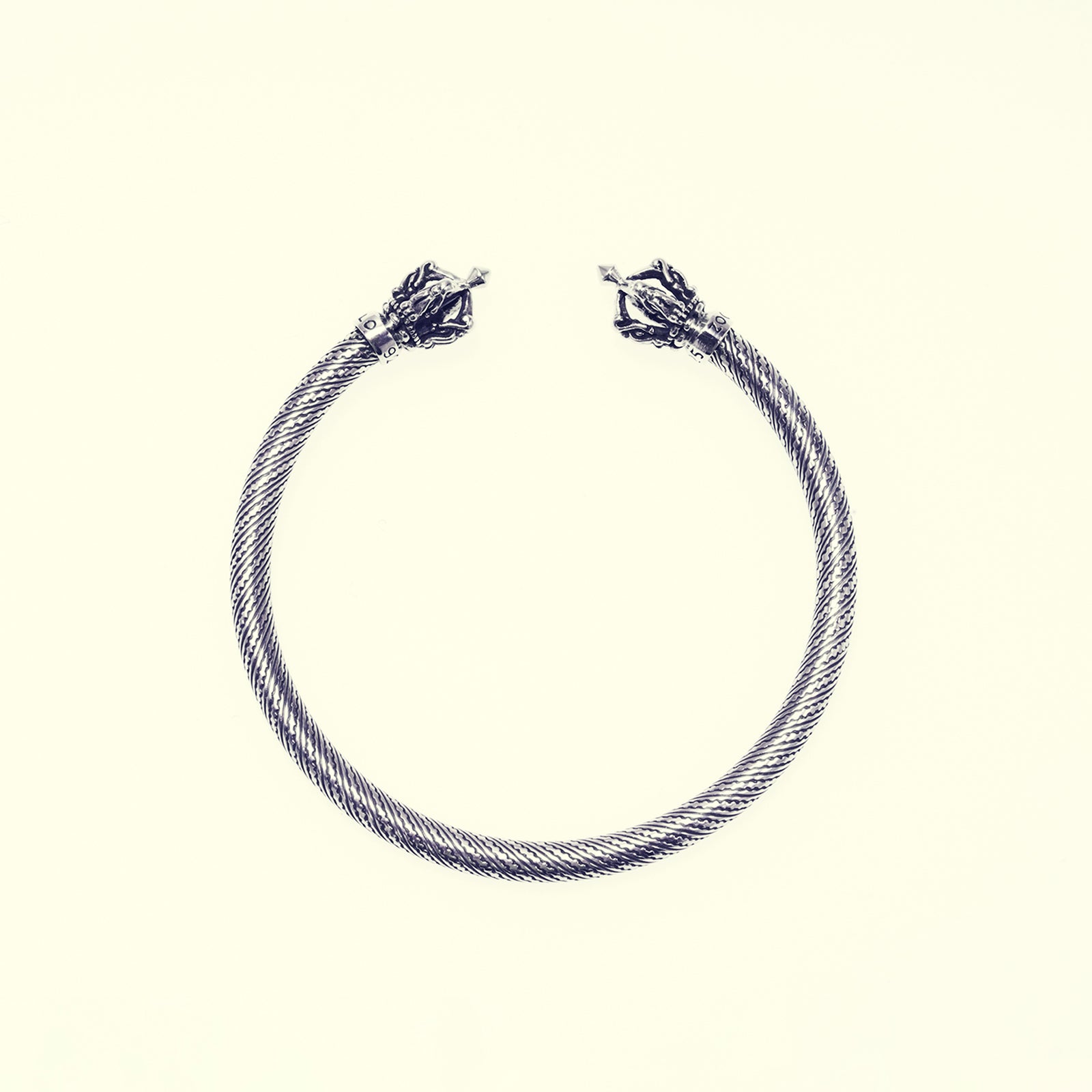 ソカロ　ドージェ　ツイスト　バングル Dorje Twist Bangle : (S)｜ドージェ・ツイスト・バングル : (S