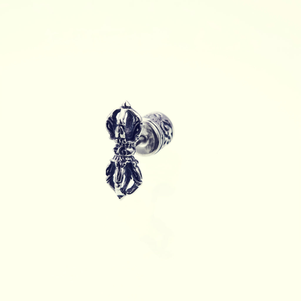 Dorje Ear Stud｜ドージェ・ピアス – ZOCALO JAPAN OFFICIAL WEB SITE