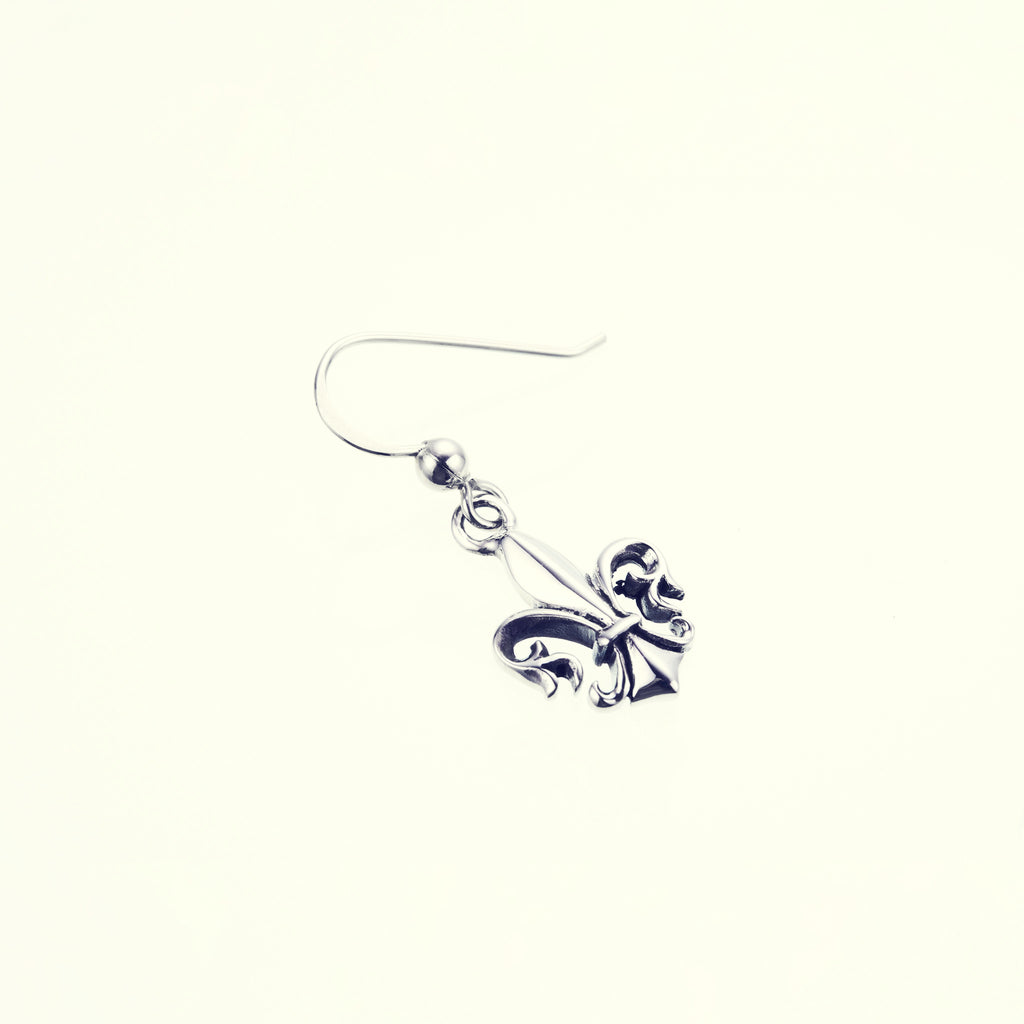 Fleur de lis Hook Earring｜フルール・ド・リス・フック・ピアス