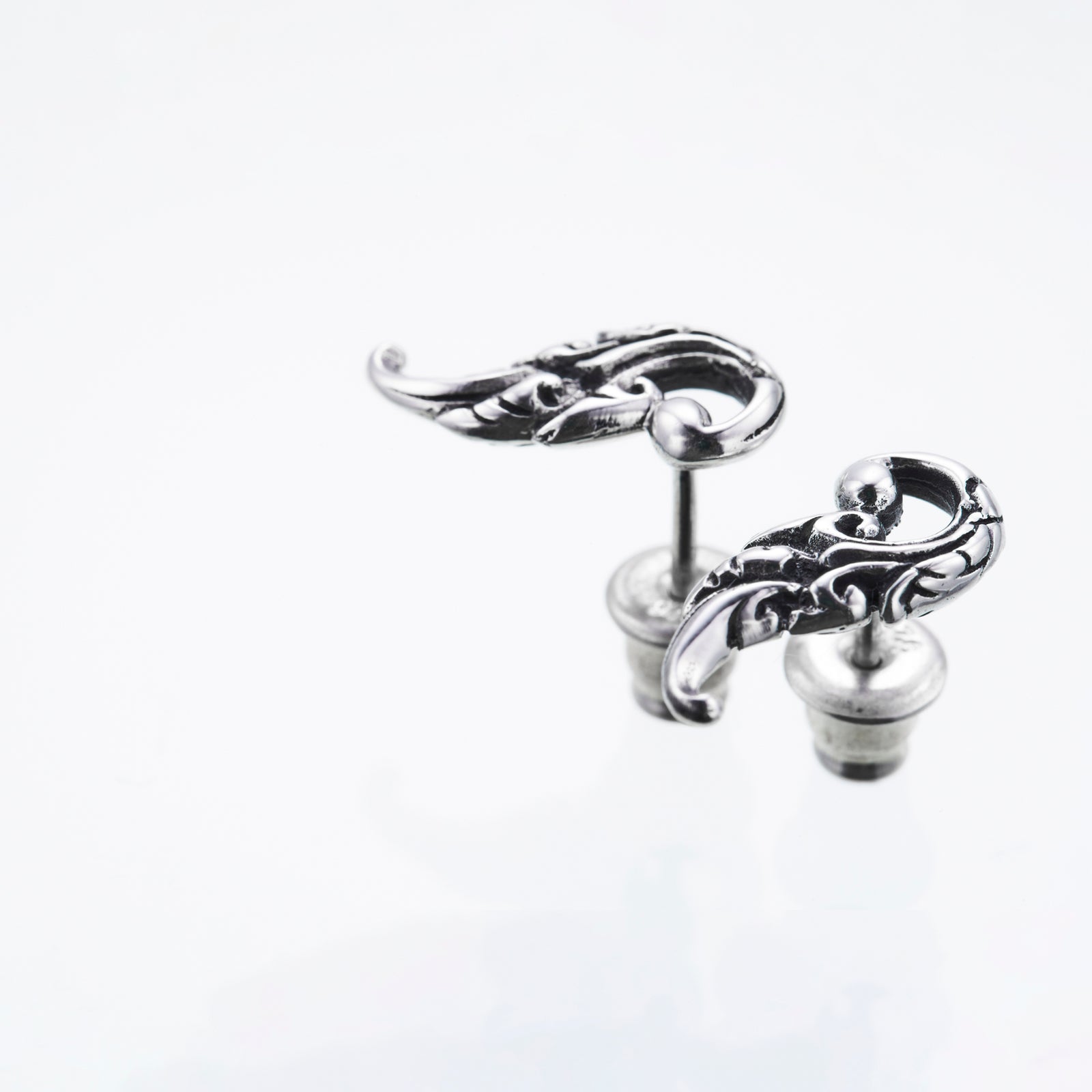 Ivy of Flame Stud – ZOCALO JAPAN OFFICIAL WEB SITE