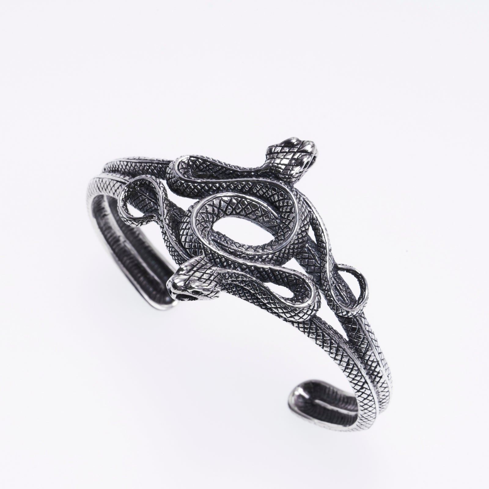 Double Snake Bangle｜ダブルスネーク・バングル – ZOCALO JAPAN OFFICIAL WEB SITE