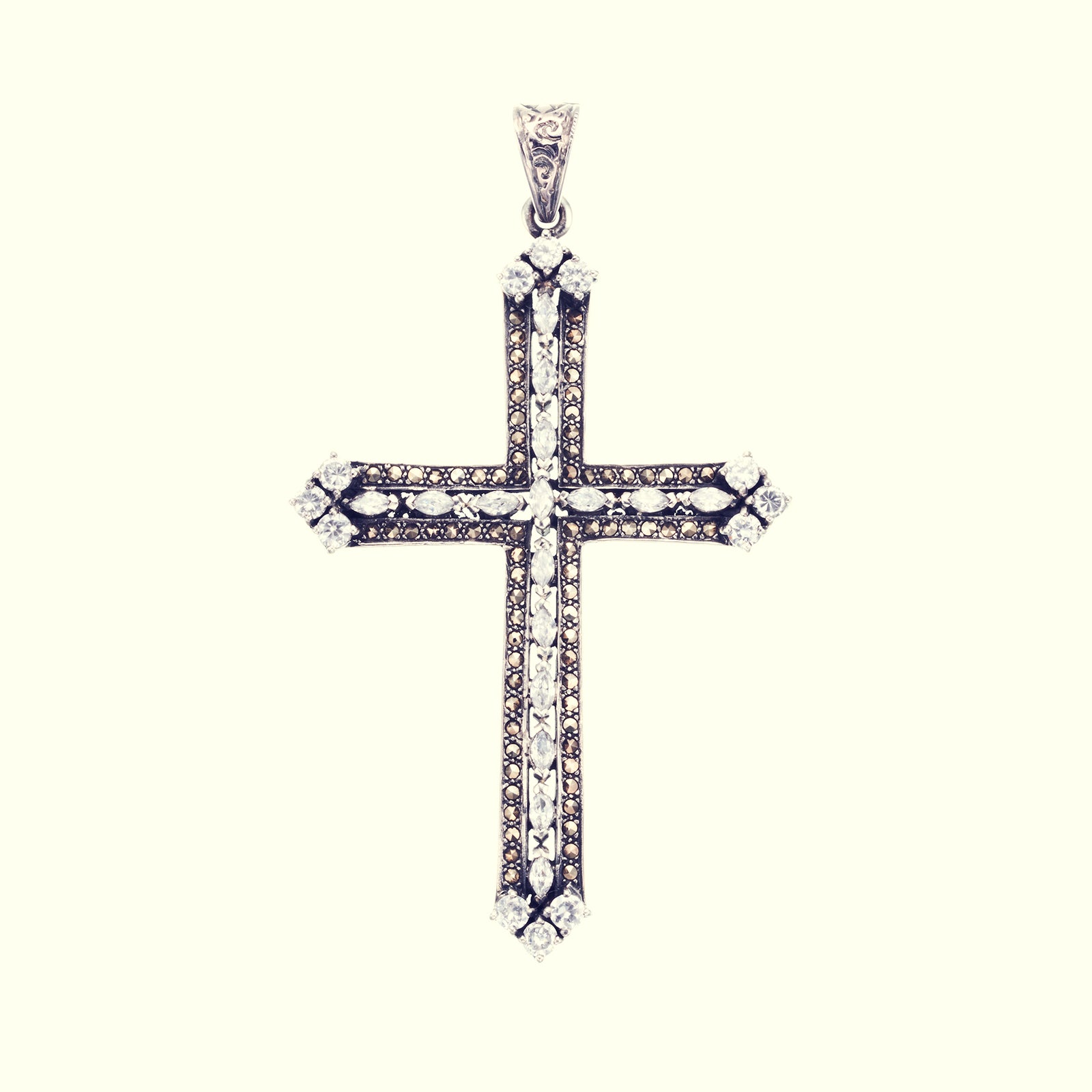 Marcasite Cross Pendant : M (White CZ)｜マーカサイトクロス