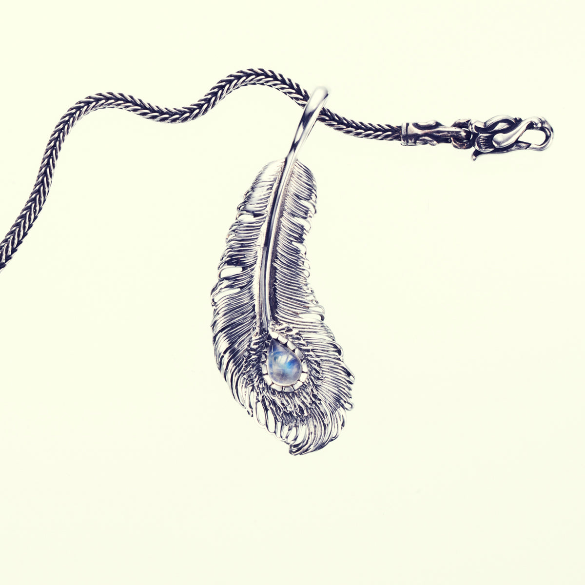 フェニックス・フェザー : Phoenix Feather – ZOCALO JAPAN OFFICIAL