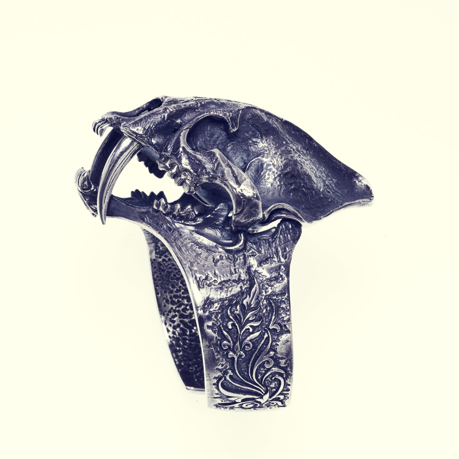 Saber Toothed Tiger Line Bracelet : (22cm)｜サーベルタイガー