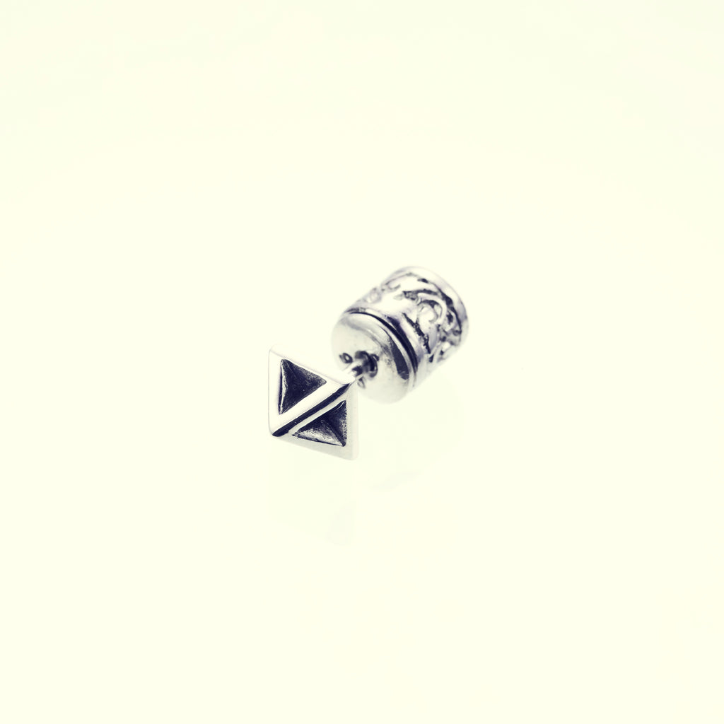SQ2048_stud_edge_1024x.jpg?v=