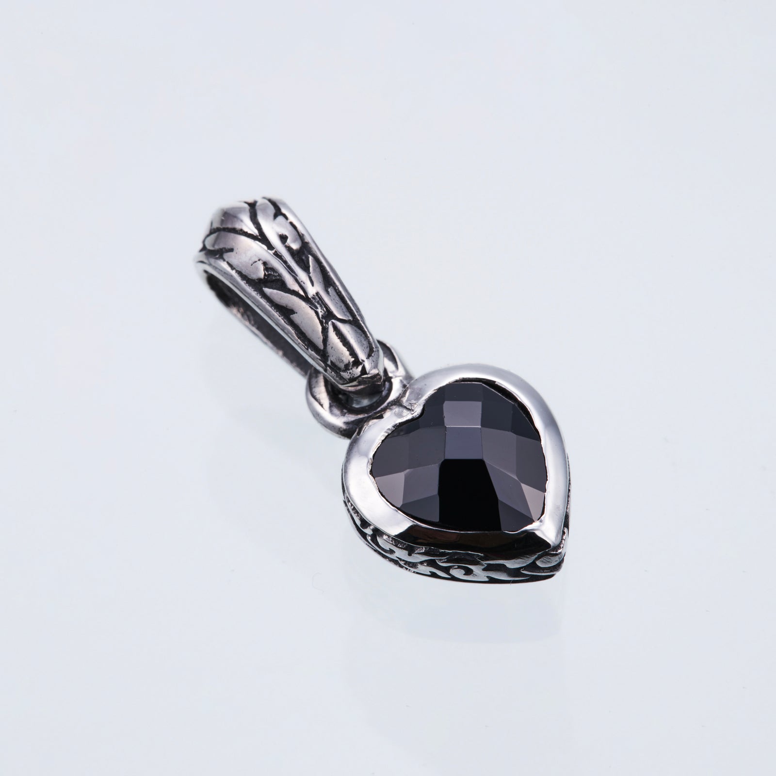 Jeweled Ivy HEART Pendant : L (Black CZ)|ジュエルド・アイビー・ハート・ペンダントトップ L(ブラックCZ )|