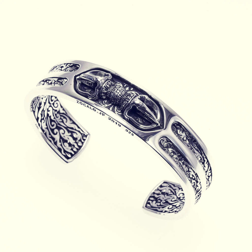 crown_dorje_bangle_02_y_1024x.