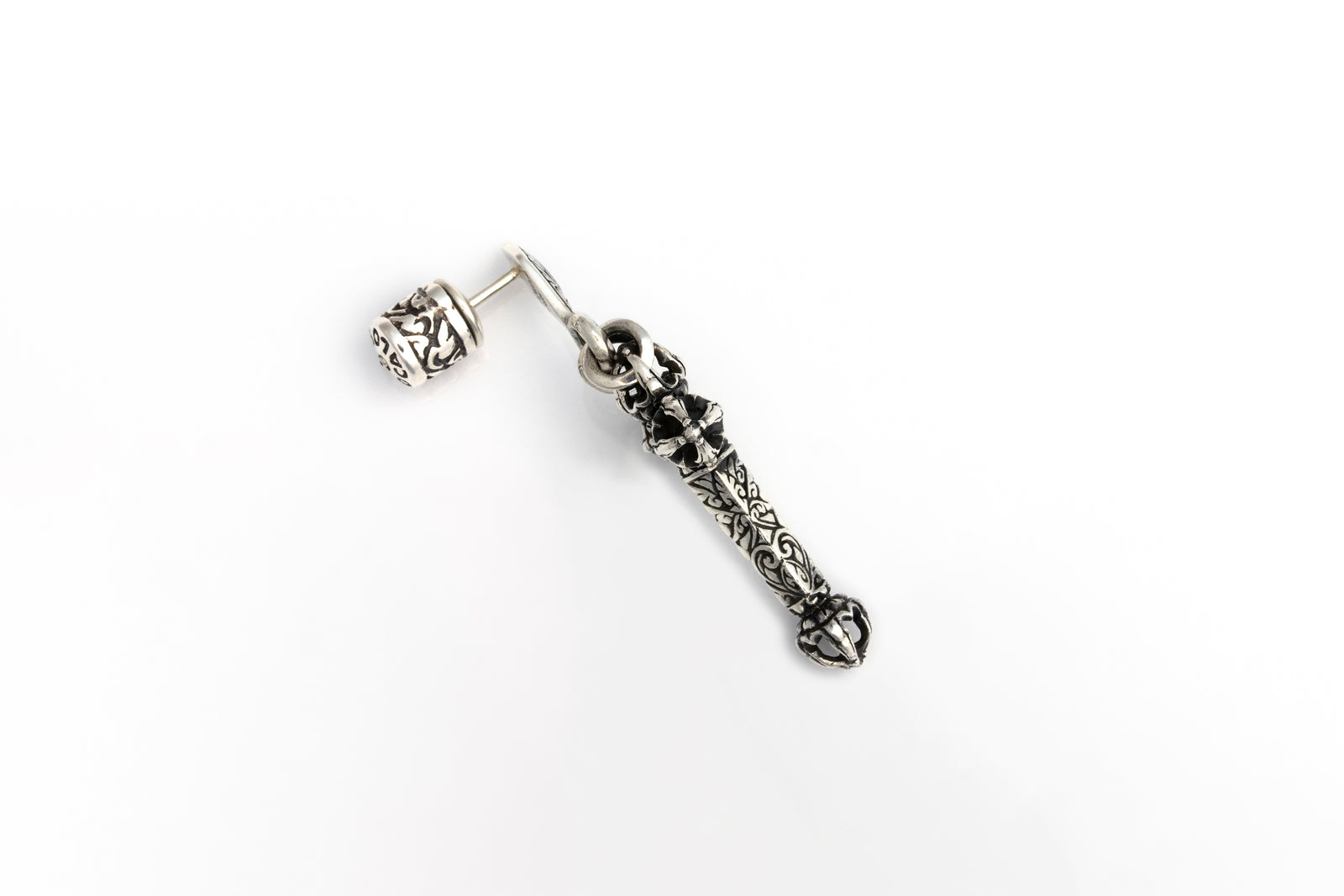 Crown Dorje Cross Stud｜クラウン・ドージェ・クロス・ピアス