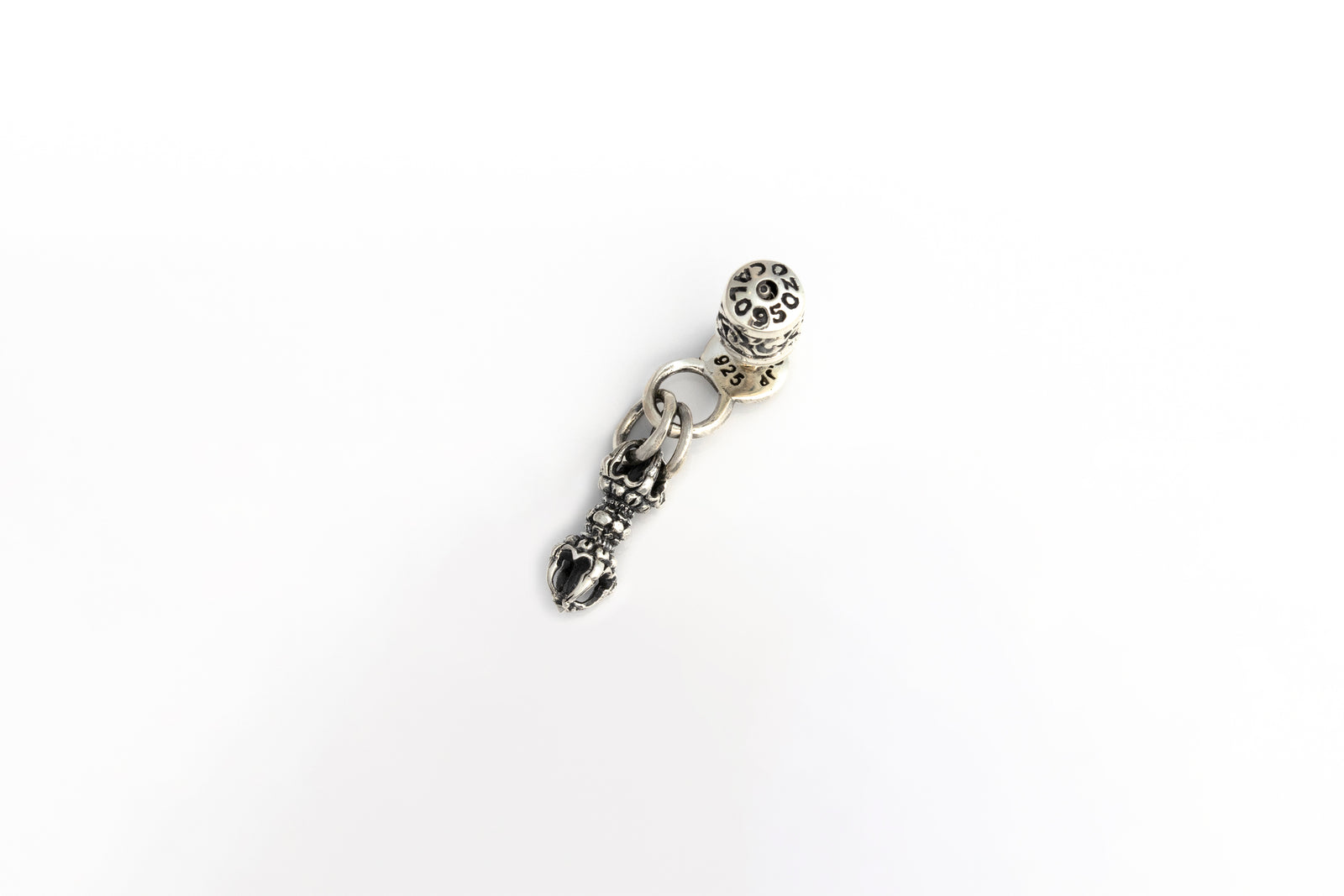 ソカロ　クラウンダブルドージェ　ピアス Crown Double Dorje Stud｜クラウン・ダブル・ドージェ・ピアス