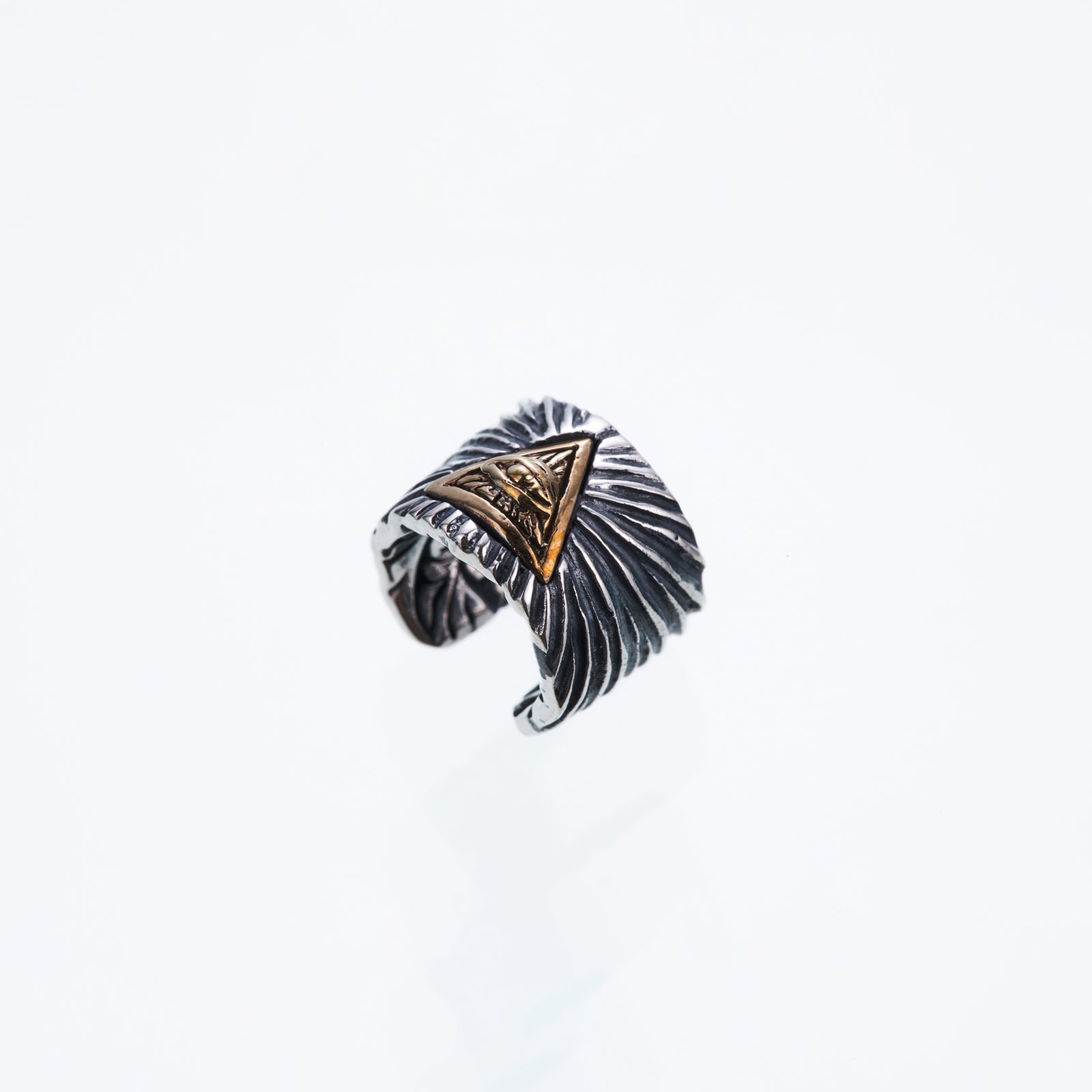 Eye of Providence Ear Cuff｜プロビデンスの目｜イヤカフ ｜全能の目 – ZOCALO JAPAN OFFICIAL WEB  SITE