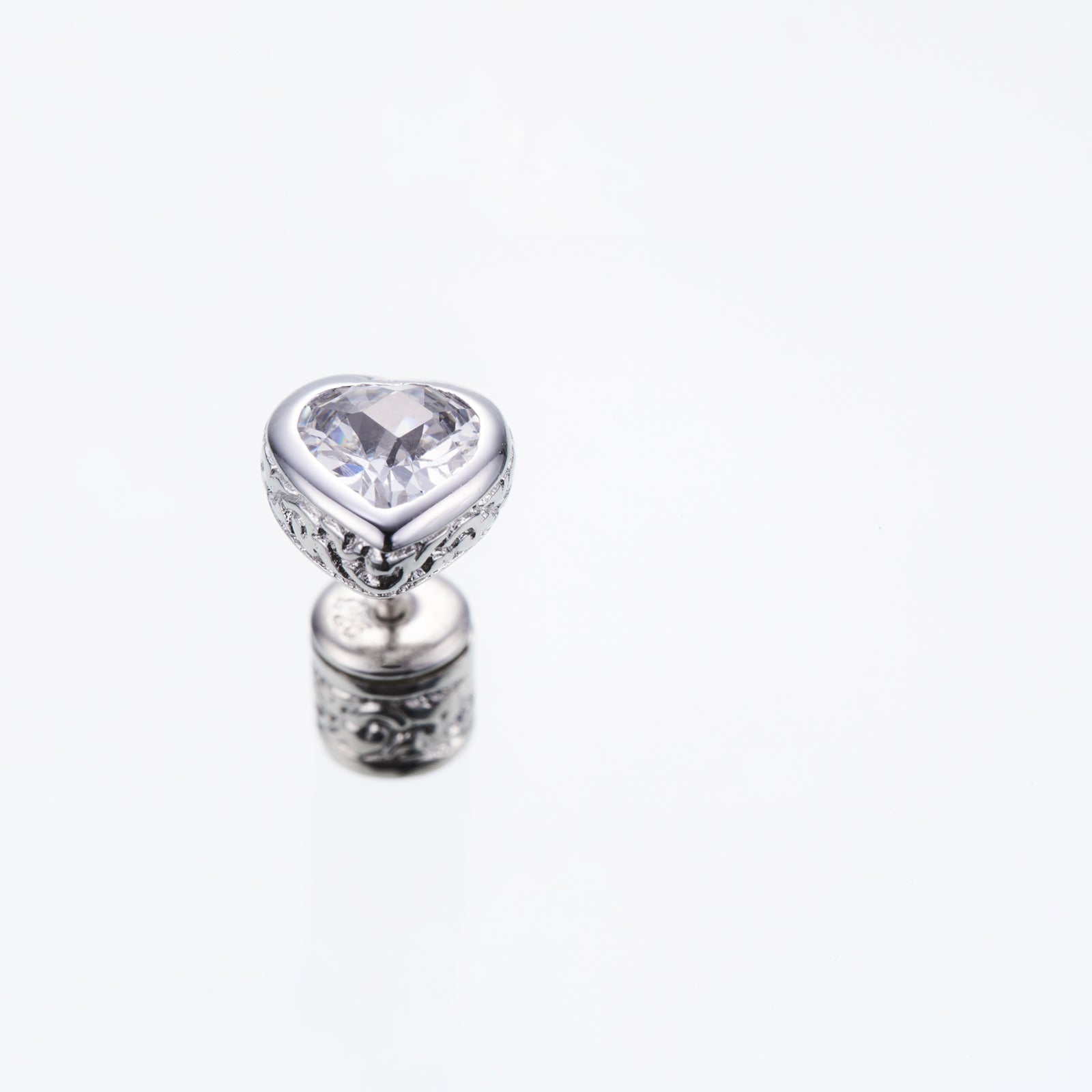 Jeweled Ivy Heart Stud : M (White CZ)｜ジュエルド・アイビー